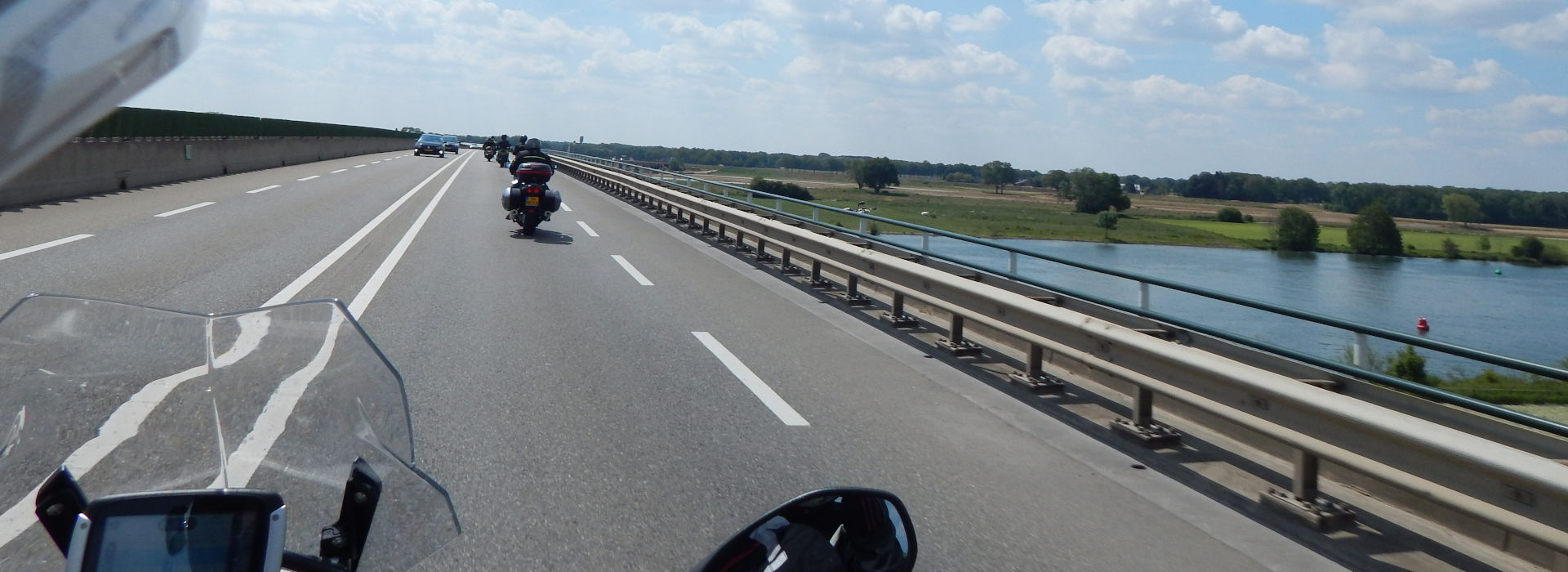 Motorrijbewijspoint Sittard motorexamens AVB en AVD