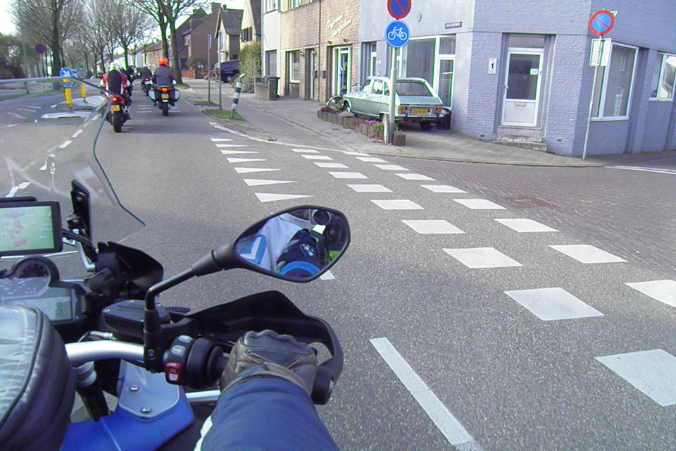 Motorrijbewijspoint Sittard theorie cursus online